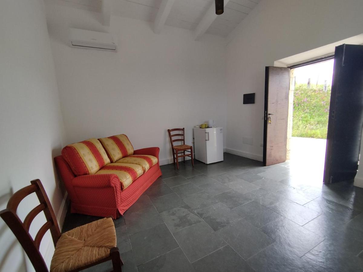 Suite Rooms In Tenuta Asinara Vineyard Sorso Exterior photo